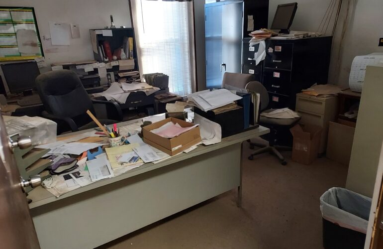 Auctions image thumbnails