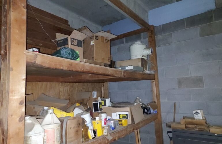 Auctions image thumbnails