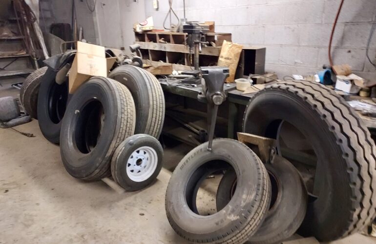 Auctions image thumbnails