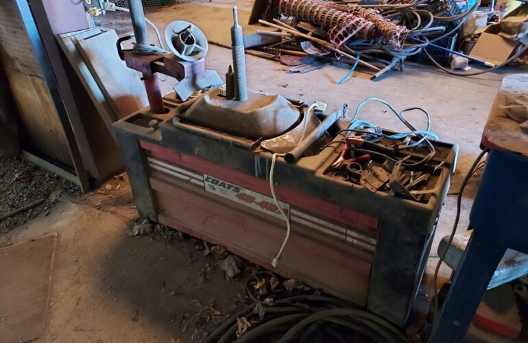 Auctions image thumbnails