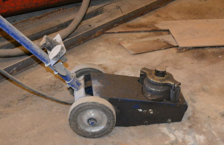 Auctions image thumbnails