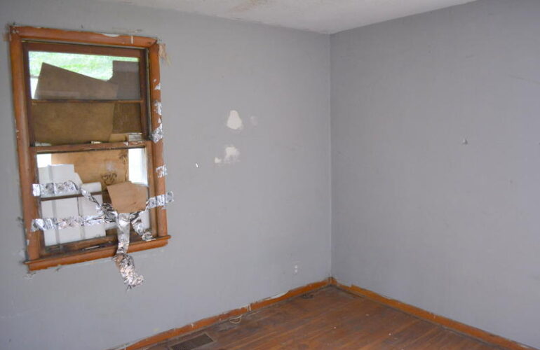 Auctions image thumbnails