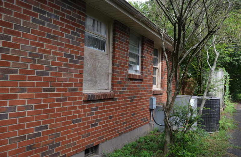 Auctions image thumbnails