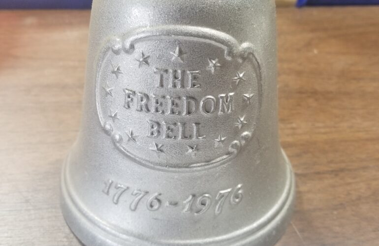 Auctions image thumbnails