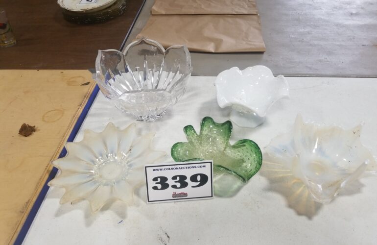 Auctions image thumbnails