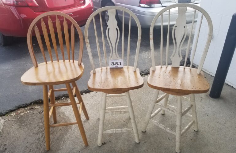 Auctions image thumbnails