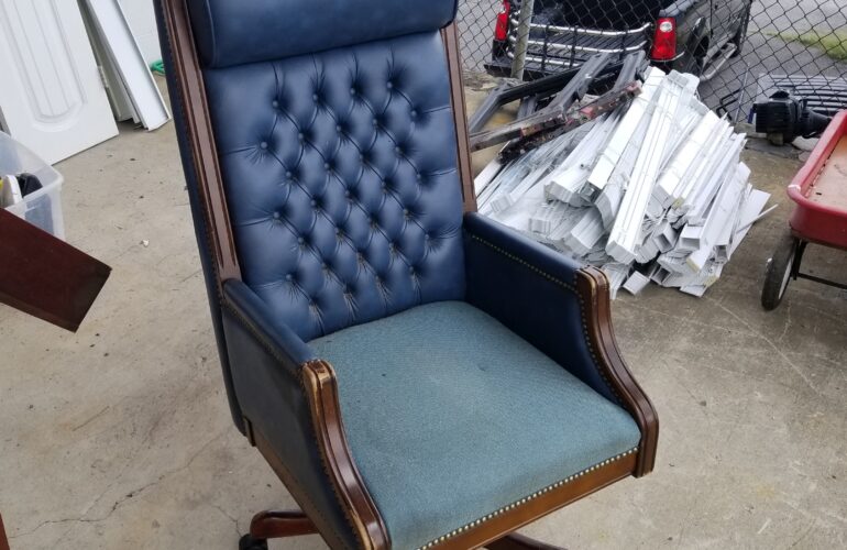 Auctions image thumbnails