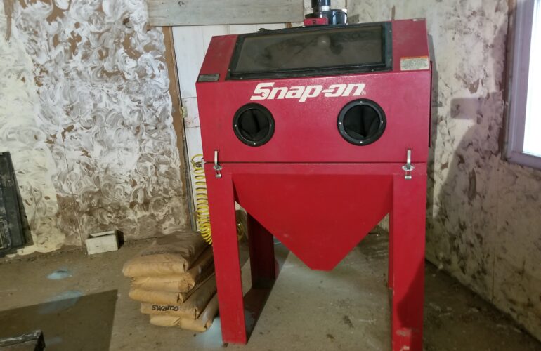 Auctions image thumbnails