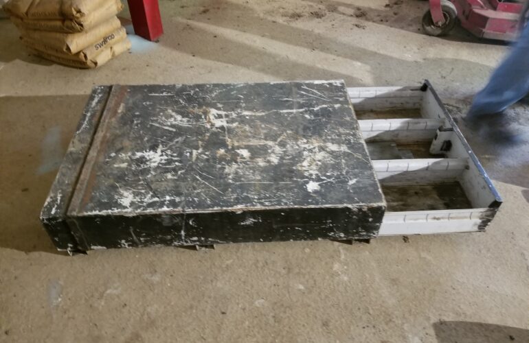 Auctions image thumbnails