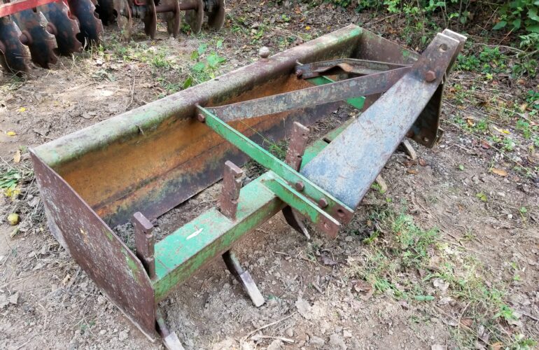 Auctions image thumbnails