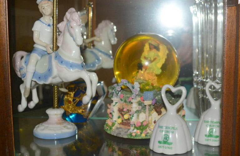 Auctions image thumbnails