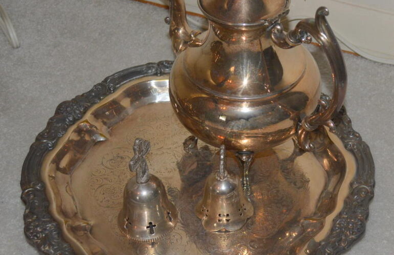 Auctions image thumbnails