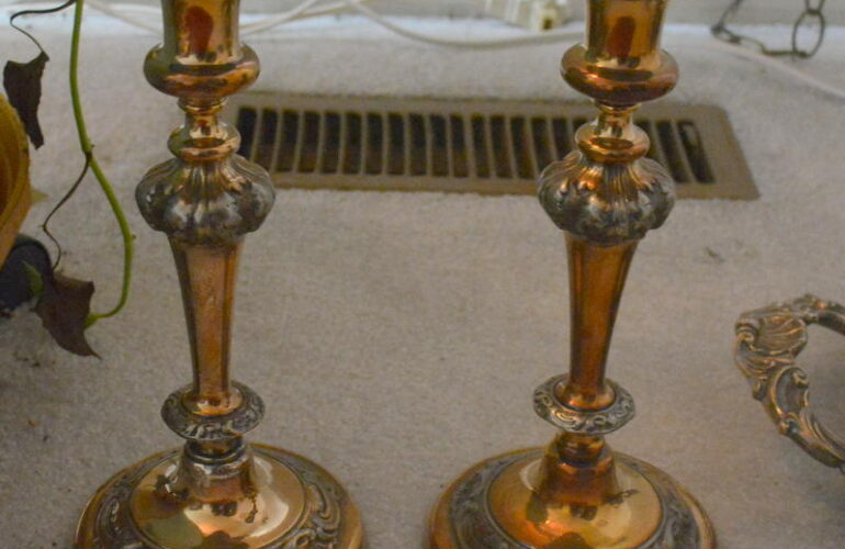 Auctions image thumbnails