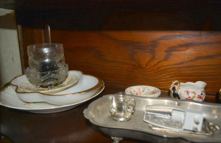 Auctions image thumbnails