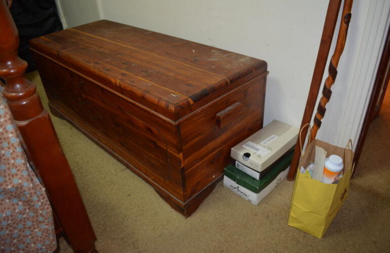 Auctions image thumbnails