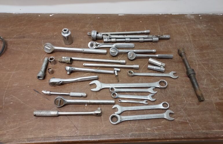 Auctions image thumbnails