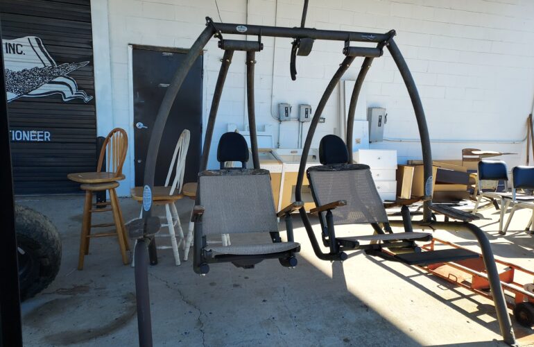 Auctions image thumbnails