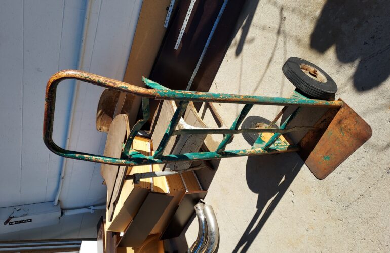 Auctions image thumbnails