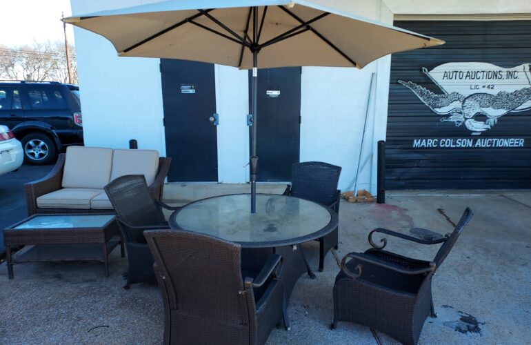 Auctions image thumbnails