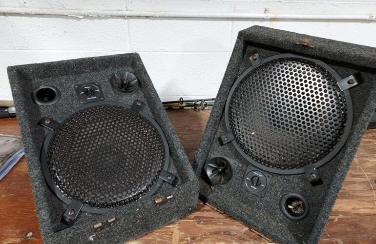 Auctions image thumbnails