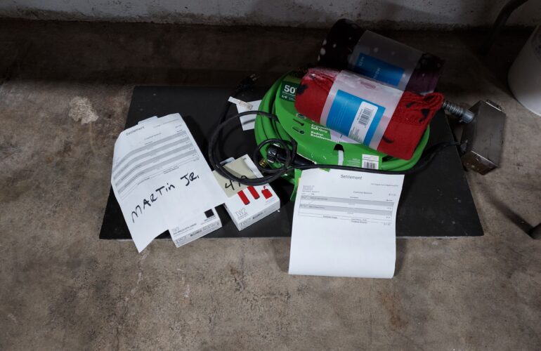 Auctions image thumbnails