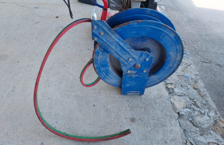 Auctions image thumbnails