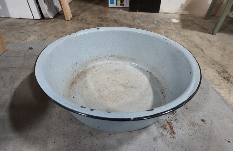 Auctions image thumbnails