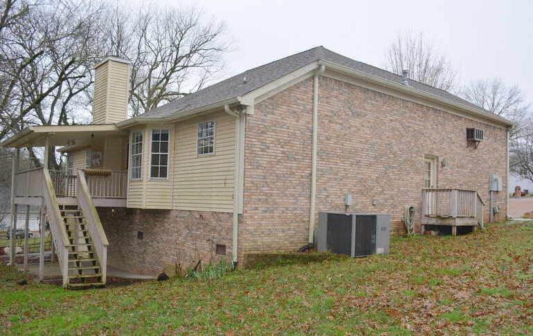 Auctions image thumbnails