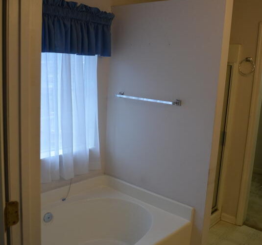 Auctions image thumbnails