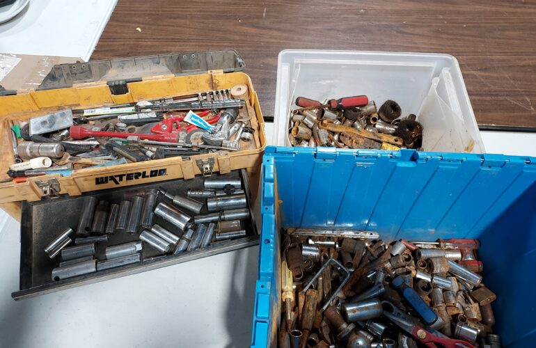 Auctions image thumbnails