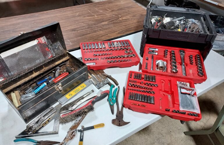 Auctions image thumbnails