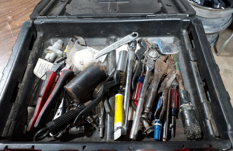 Auctions image thumbnails