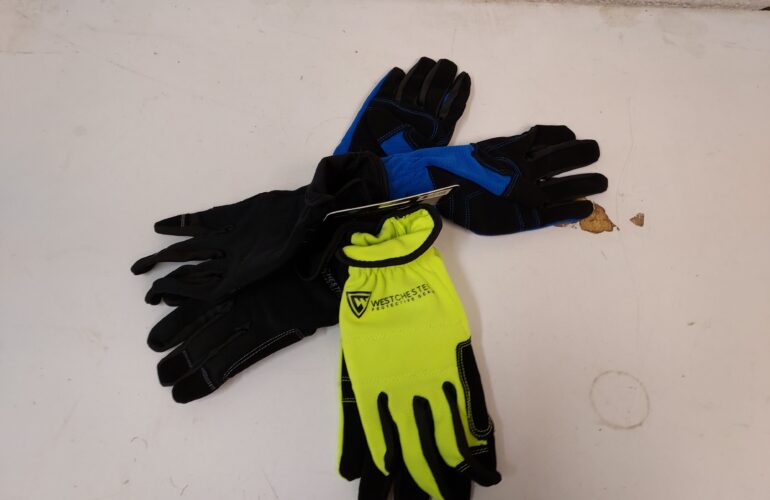 Auctions image thumbnails