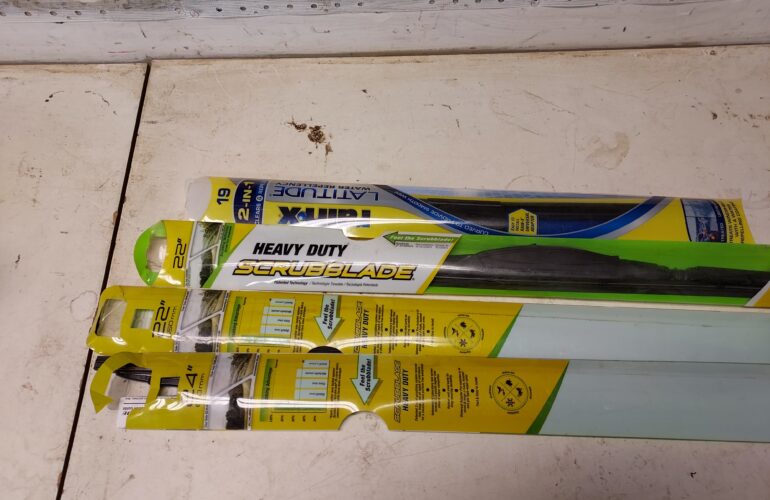 Auctions image thumbnails