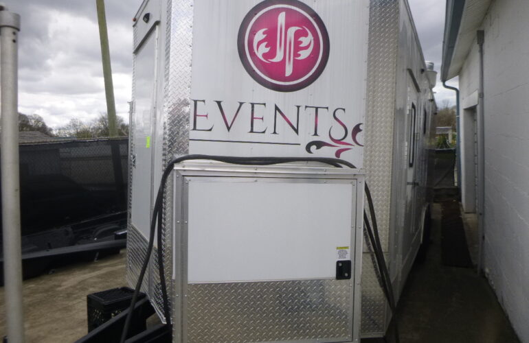 Auctions image thumbnails