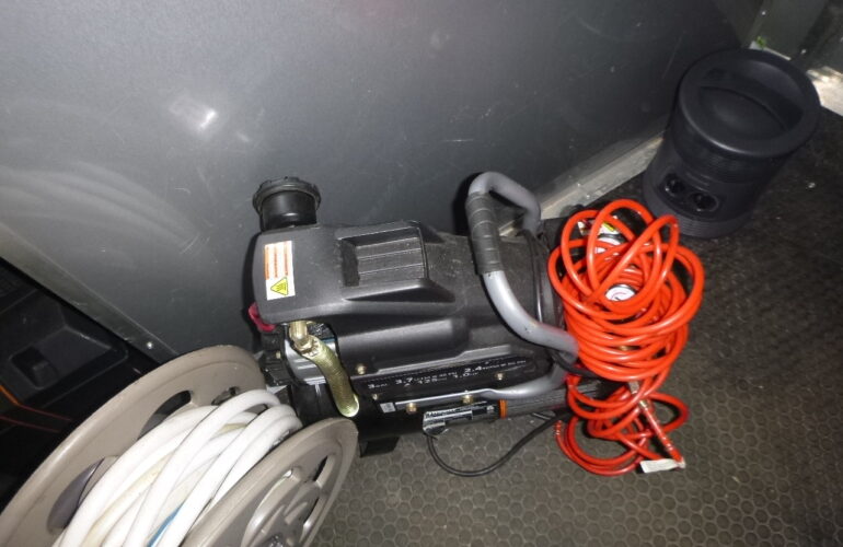 Auctions image thumbnails