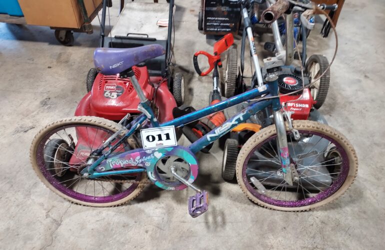 Auctions image thumbnails