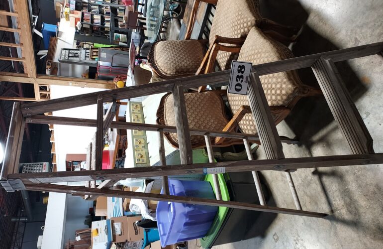 Auctions image thumbnails