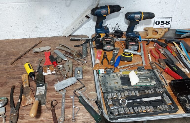 Auctions image thumbnails