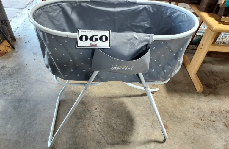 Auctions image thumbnails