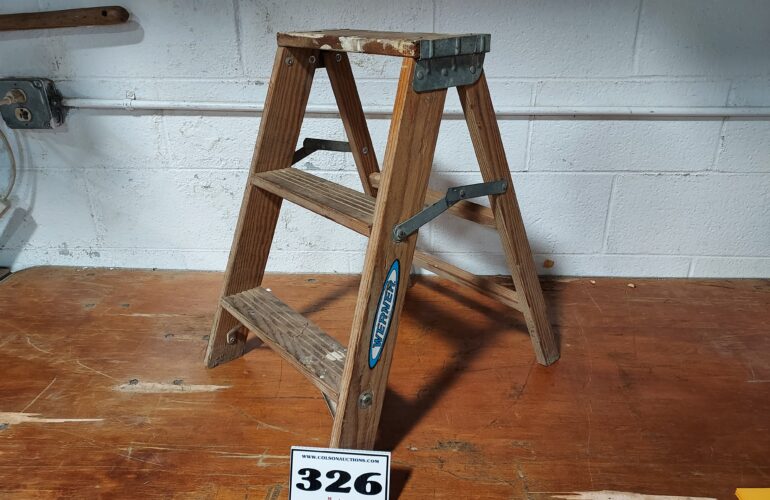 Auctions image thumbnails