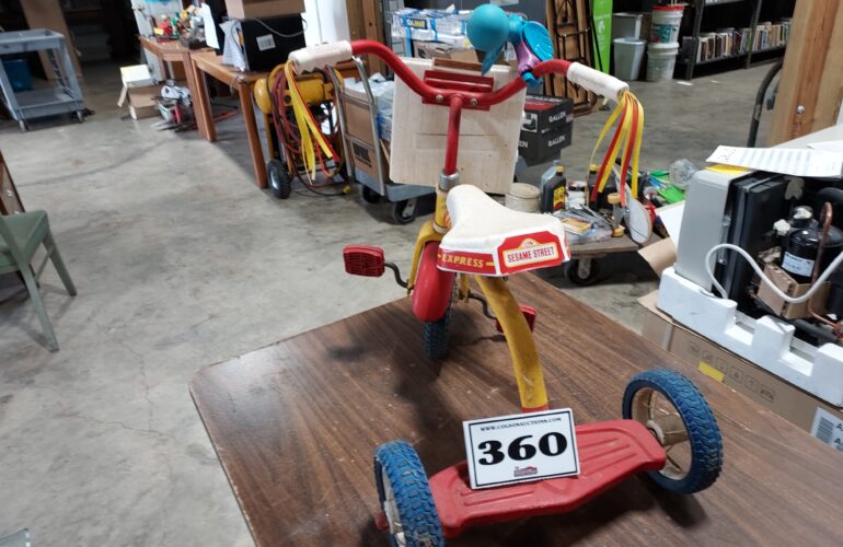 Auctions image thumbnails