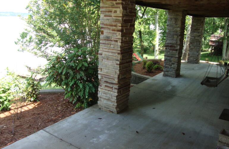 Auctions image thumbnails