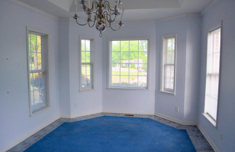 Auctions image thumbnails