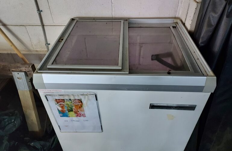 Auctions image thumbnails