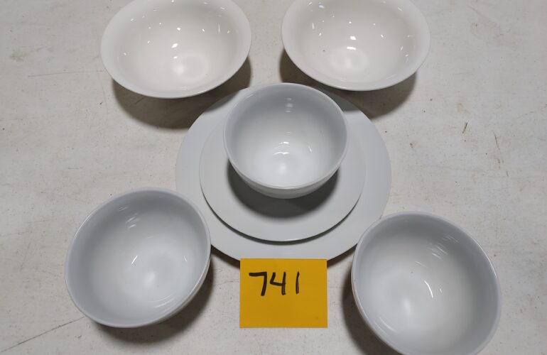 Auctions image thumbnails