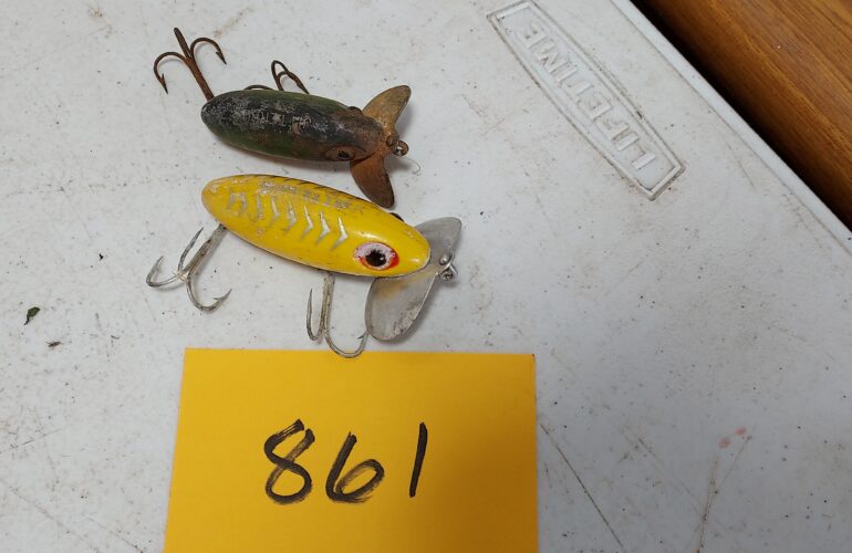 Auctions image thumbnails