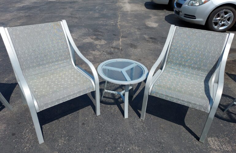 Auctions image thumbnails