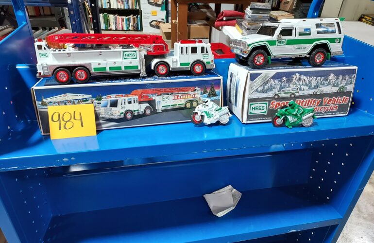 Auctions image thumbnails