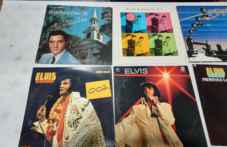 Auctions image thumbnails